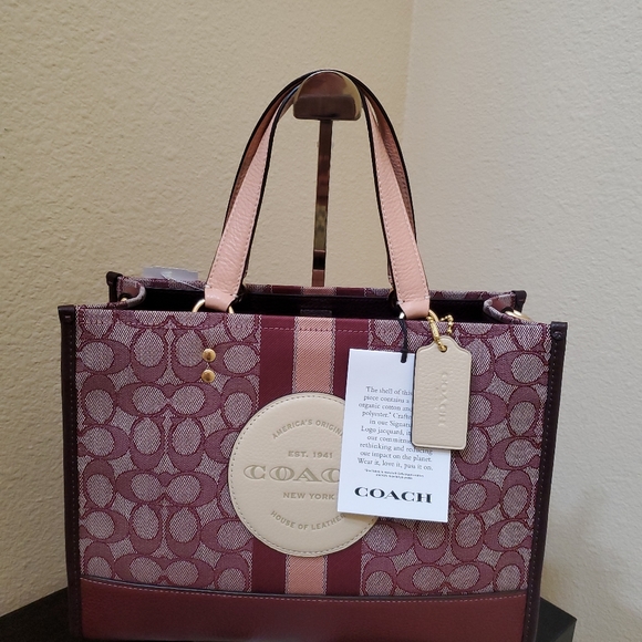 Coach Dempsey Medium Carryall In Signature Jacquard Witn Stripe And Coach Patch - Picture 9 of 16